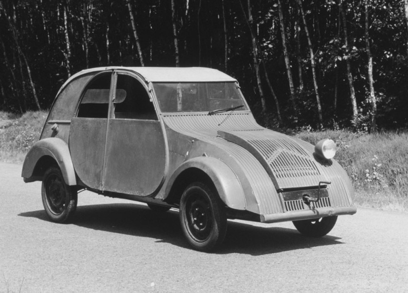 1939-Citroen-2CV-Prototype-lg-1024x734
